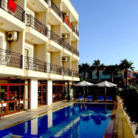 Albayrak Hotel Çeşme Luaran gambar