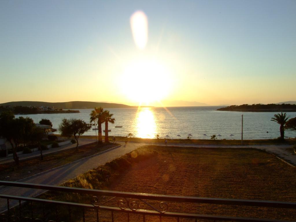 Albayrak Hotel Çeşme Luaran gambar